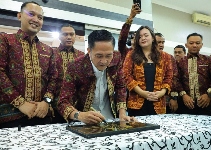 Resmikan Sekretariat Baru HIPMI Palembang, Wali Kota Optimis Ekonomi Daerah  Tumbuh