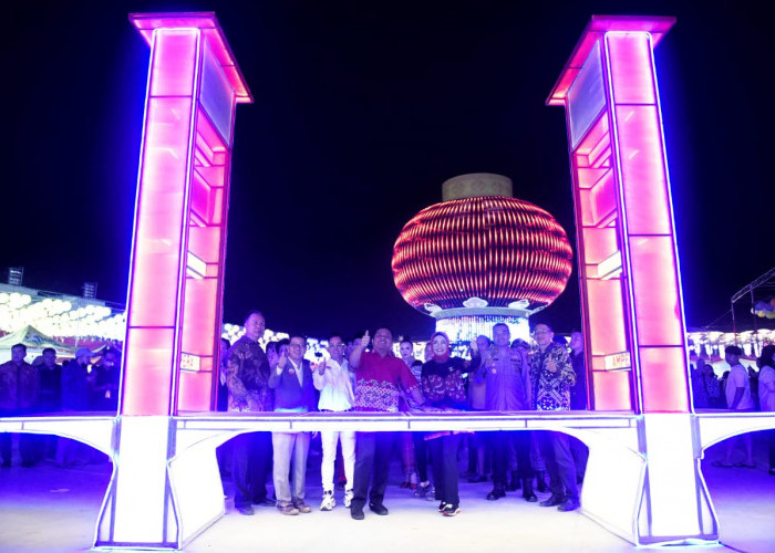 Gubernur Sumsel Buka Sriwijaya Lantern Festival Sebagai Destinasi Wisata  Budaya Terlengkap di Kota Palembang