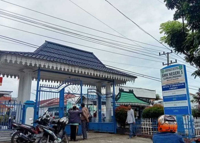 Diduga Pungli dan Cabul Begini Modus yang Digunakan Oknum Guru AY