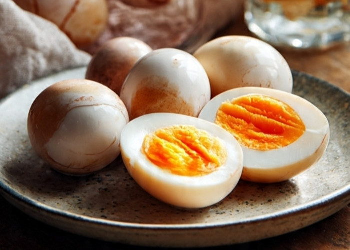 Telur Ayam Ras Juga Bisa Jadi Telur Asin Lezat, Cobain Resep Telur Asin Rempah yang Gurih dan Aromatik