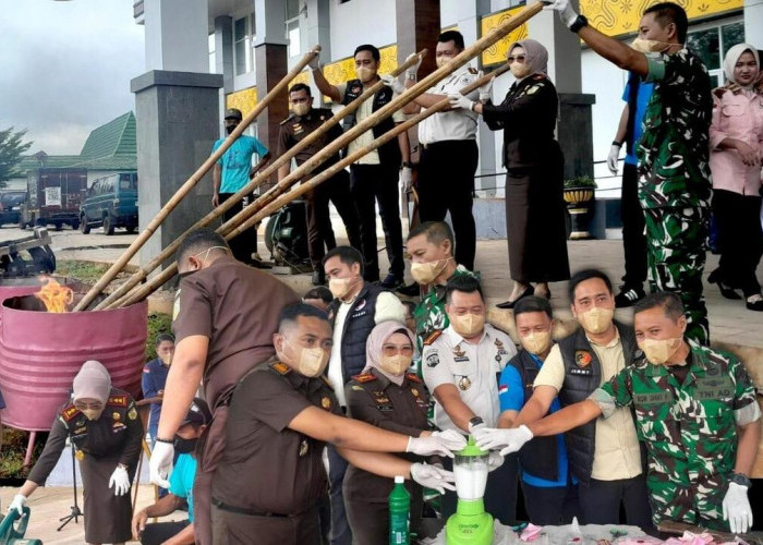 Sinergi Polda Sumsel dan Polres Musi Rawas: Musnahkan Barang Bukti Narkoba Senilai Ratusan Gram