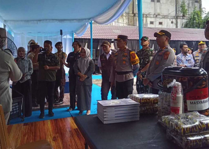 Polda Sumsel Bedah 11 Rumah hingga Salurkan 500 Paket Sembako di Lubuklinggau