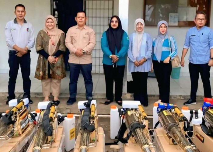 Dinkes OKU Distribusikan 18 Unit Alat Fogging ke Puskesmas
