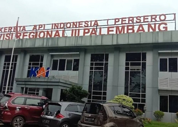 KAI Divre III Palembang Salurkan Program TJSL Rp 2,15 Miliar Selama Semester I 2025