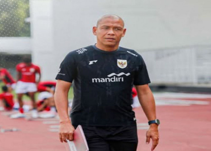 Hadapi Piala Dunia U-17 2025, Nova Arianto Fokus Mental dan  Formasi Tiga Bek