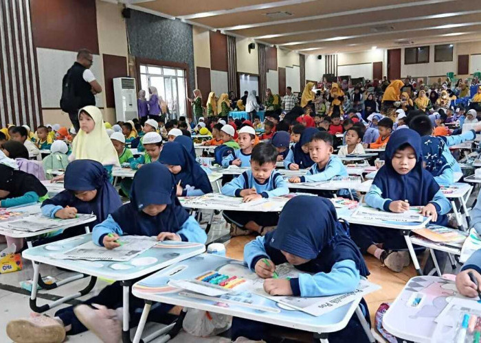 Meriahkan HAB ke-80, Kemenag Prabumulih dan Prabumulih Pos Gelar Lomba Mewarnai Anak