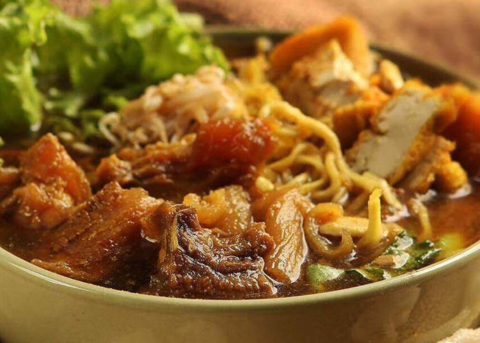 Tahu Campur : Cita Rasa Khas Jawa Timur yang Tak Lekang oleh Waktu