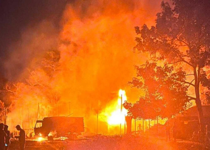 Lokasi Illegal Refinery di Babat Toman Muba Diduga Terbakar