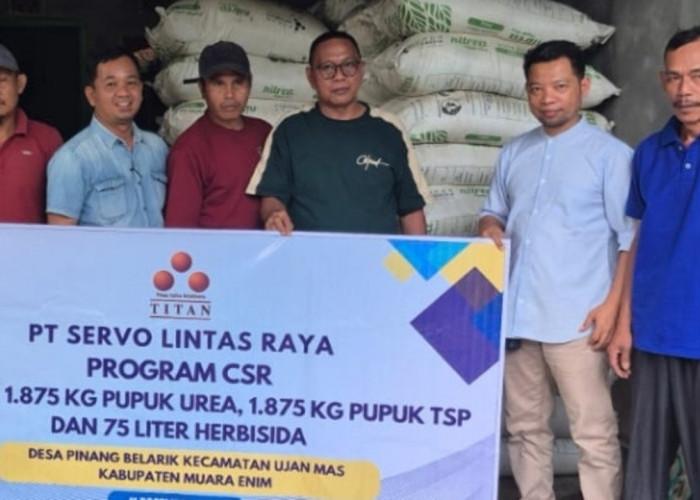 PT SLR Salurkan 7,1 Ton Pupuk Untuk Kelompok Tani