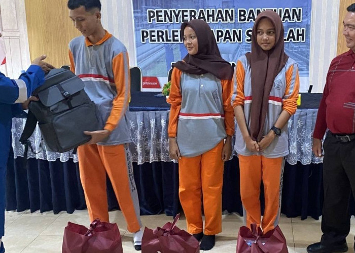 Komit Dukung Pendidikan di Wilayah Operasi, PEP Limau Field Salurkan Bantuan Perlengkapan Sekolah
