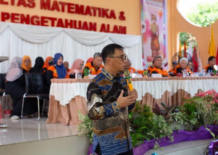 Kuliah Umum FMIPA Unsri, Alfrenzi Panggarbesi Ajak Mahasiswa Baru Melek Politik dan Aktif Berorganisasi