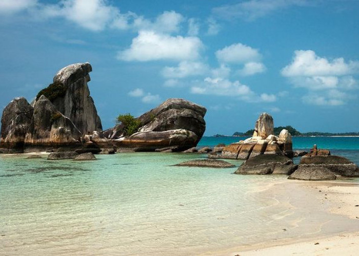 Pesona Alam Pulau Burung: Keindahan Pantai, Batu Granit, dan Snorkeling yang Mengagumkan
