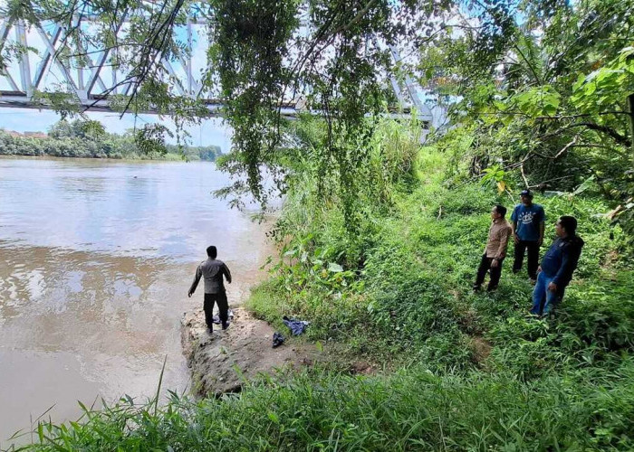 Polisi Temukan Siswi SMP yang Hanyut di Sungai Komering Setelah 3 Hari Pencarian