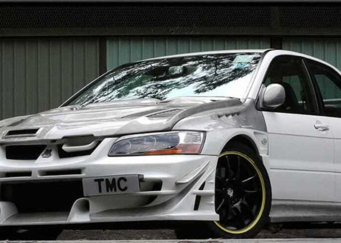 Mitsubishi Evo IX Jackie Chan Edition: Keistimewaan Mobil Langka yang Menggabungkan Dunia Film dan Reli