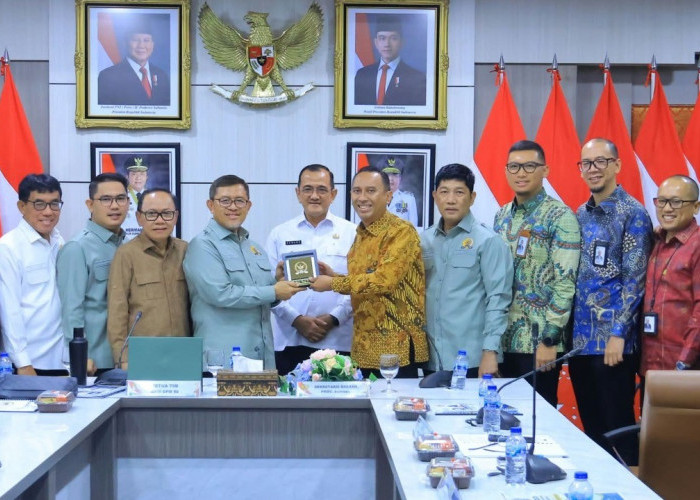 Sekda Edward Candra: Pemprov Sumsel Dorong Hubungan Industrial Berjalan Sesuai Aturan