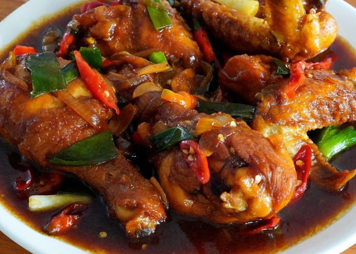 Ayam Kecap Pedas Manis, Hidangan Rumahan dengan Perpaduan Rasa yang Selalu Menggugah Selera