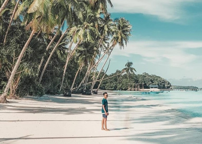 Pantai Ngurbloat Surga Pasir Terhalus di Dunia di Maluku Tenggara