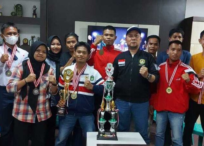 Raih 21 Medali, Atlet Tinju Prabumulih Raih Juara Umum Piala Gubernur Lampung Cup