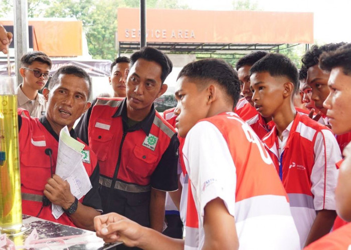 Pertamina Patra Niaga Regional Sumbagsel Kenalkan Standar Layanan SPBU kepada Siswa SMK di Palembang Lewat Pan
