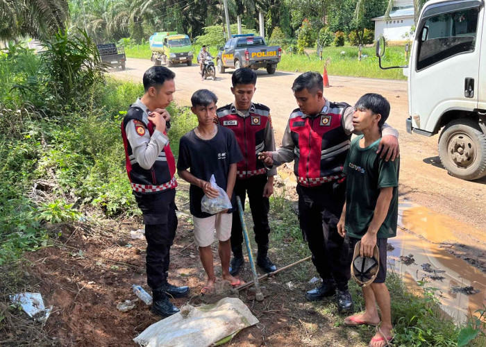 Jalan Rusak Jadi Ajang Pungli, Seorang Pemuda Diamankan Polisi di Musi Rawas