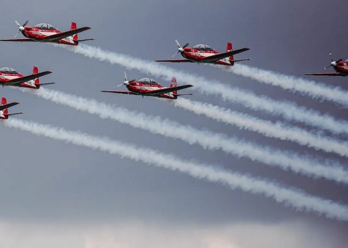 Jupiter Aerobatic Team Melakukan Latihan Perdana di Singapore Airshow 2024