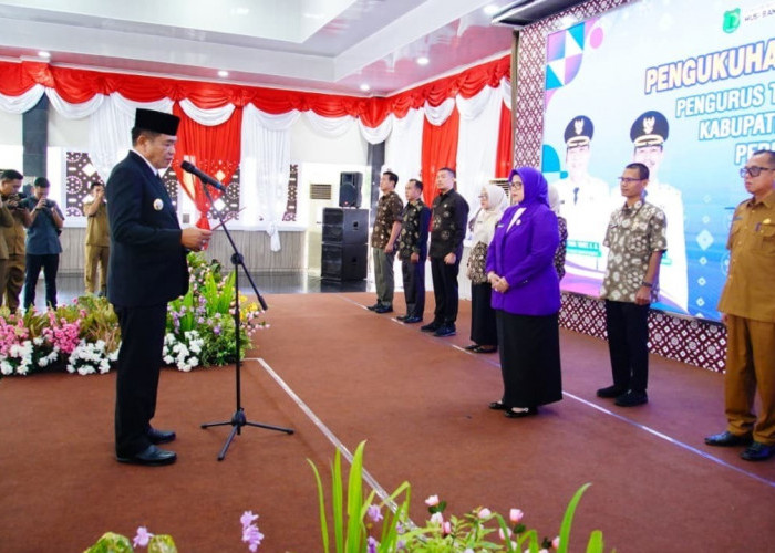 Bupati H M Toha Tohet Tekankan Pentingnya Lestarikan Nilai Adat