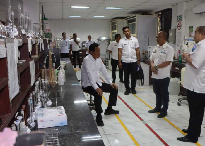 Sidak Kesiapan UPTD Laboratorium dan Persampahan Gelumbang