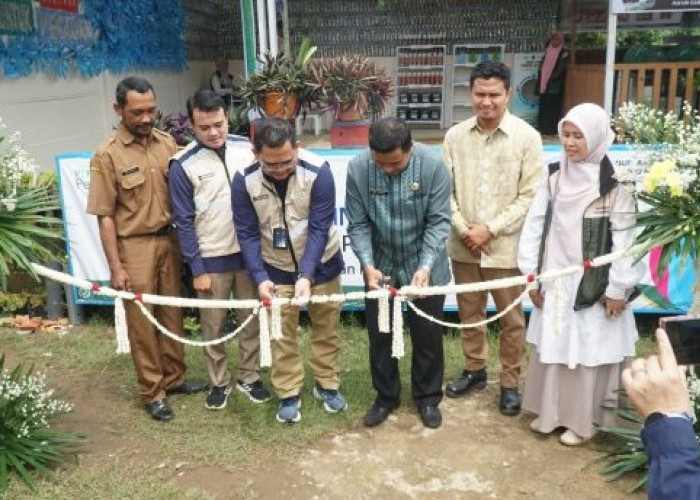 Sampah Jadi Berkah: PLN UID S2JB Resmikan Program SPP Dibayar Sampah Bersama Qur’anic Farm dan Bank Sampah