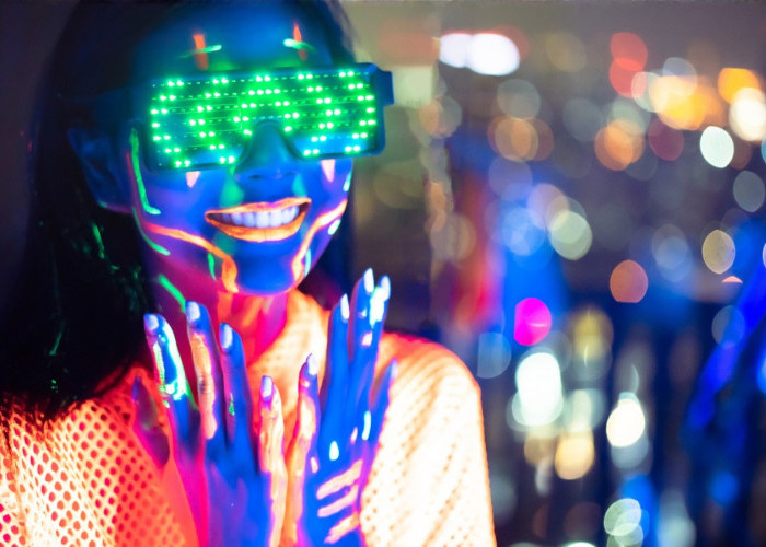 Neonverse Celebration – Rayakan Tahun Baru dengan Energi Penuh Warna di BATIQA Hotel Palembang!