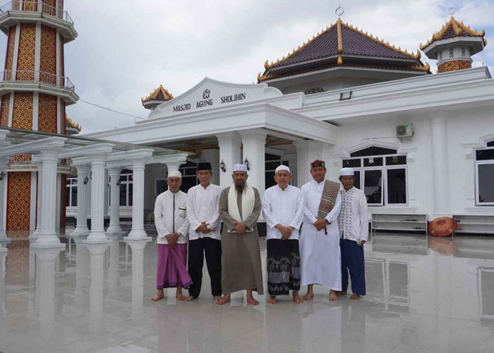 Makmurnya Masjid Agung Sholihin Kayuagung, Ternyata Karena Empat Unsur Ini