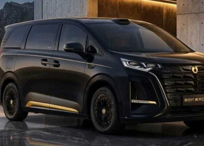 Tampil Hitam Misterius Berlapis Emas, Denza D9 Dark Gold Jadi MPV Paling Eksklusif BYD