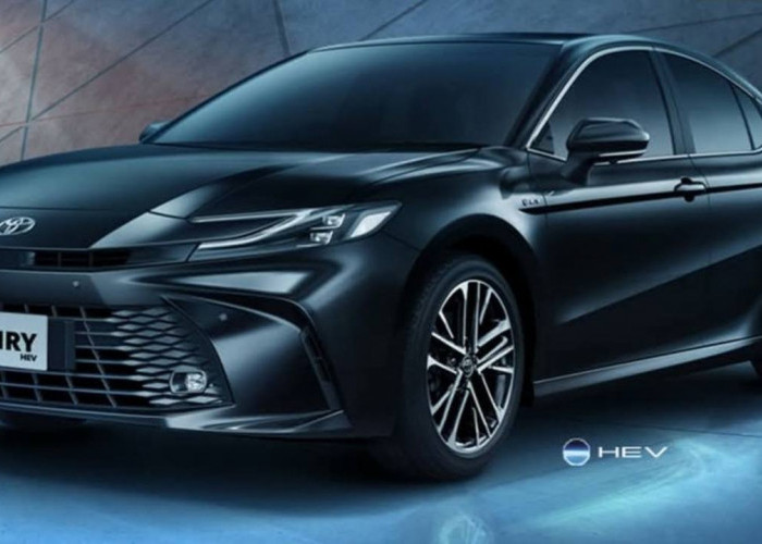 Pakai Baterai Lithium-Ion dan Tenaga 227 PS.  Toyota Camry XV80  Kini  Lebih Irit dan Bertenaga! 