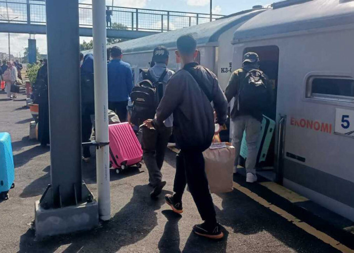 KAI Tambah Satu Gerbong KA Kuala Stabas Selama Angkutan Nataru