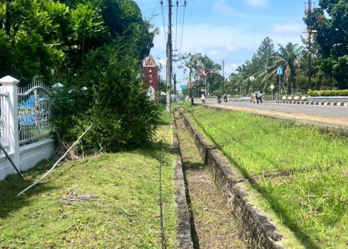 Pemkab OKI Rutin Tertibkan Kabel Udara, Provider Nakal Masih Berulah