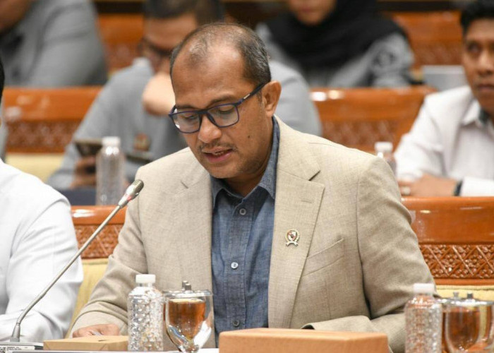 Pemerintah Serahkan DIM RUU KUHAP kepada DPR