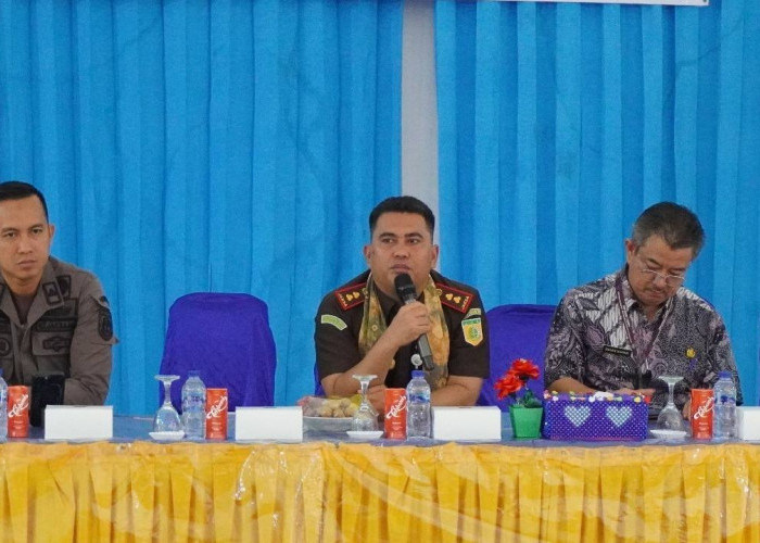 Kejaksaan Negeri Musi Banyuasin Gelar Penyuluhan Hukum “Jaksa Masuk Sekolah” di SMK Negeri 1 Sekayu