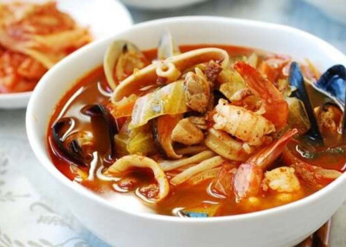 Jjamppong : Hidangan Pedas Korea yang Mendunia dan Menggoda Lidah Pecinta Kuliner