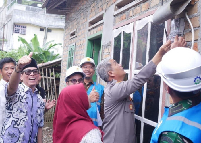 575 Warga OKU Dapat Bantuan Listrik Gratis