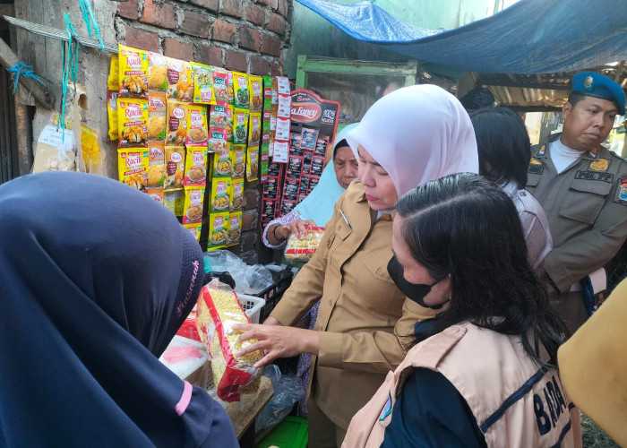 Ngeri Banget, Ada Bumbu Masak Kedaluwarsa di Pasar 26 Ilir Palembang...