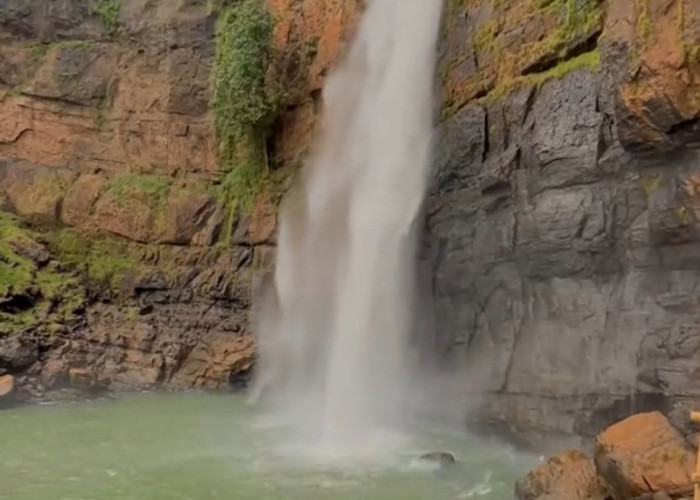 Curug Cimarinjung, Pesona Air Terjun Dalam Geopark Ciletuh Sukabumi