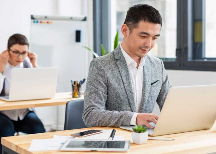 Pengumuman Resmi: 31 Desember 2025 Tetap Kerja, Cek Daftar Libur Januari 2026