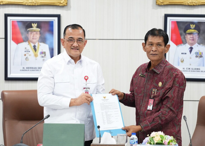 Sekda Edward Candra Tegaskan OPD Proaktif dalam Pengawasan Itjen Kemendagri