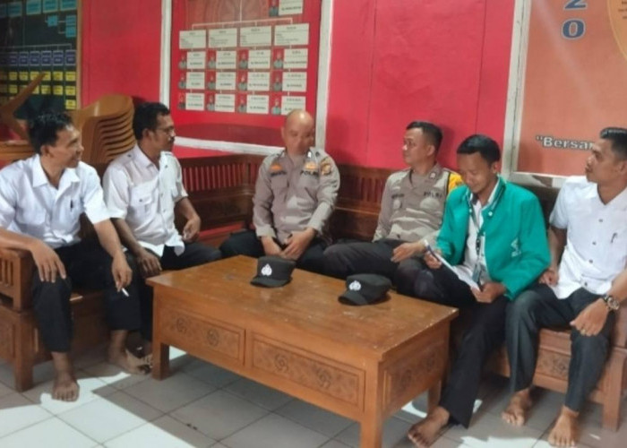 Ajak Warga Desa Sumber Rahayu Jaga Kamtibmas