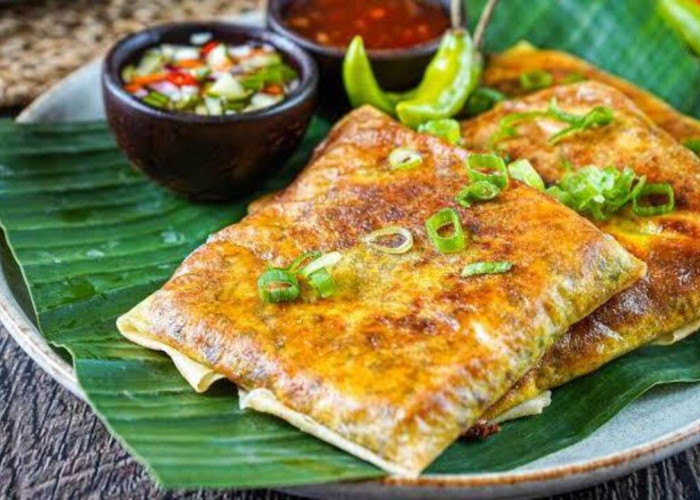 Martabak Telur, Kuliner Sederhana yang Tetap Populer di Tengah Perubahan Zaman