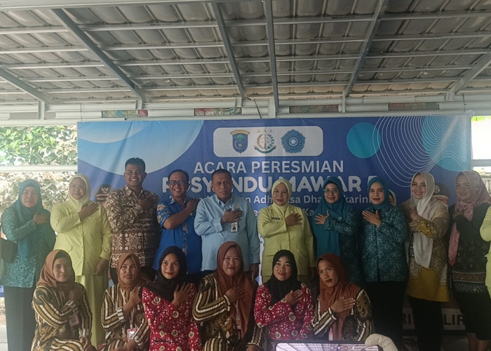 Program Pusat: Kajari OKI Resmikan Posyandu Mawar 5 Desa Celikah