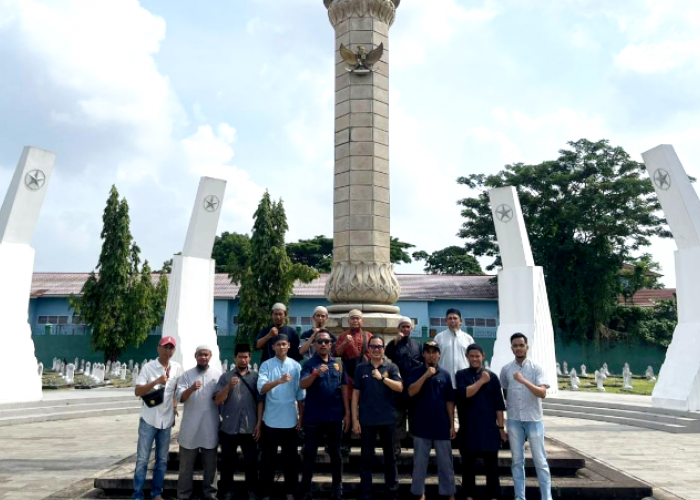 Eks Napiter Sumsel Tabur Bunga di Taman Makam Pahlawan, Wujud Cinta Tanah Air dan Penghormatan
