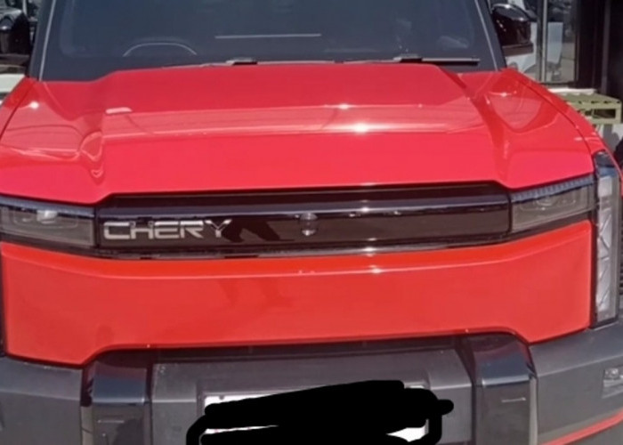 Chery J6 adalah SUV listrik (BEV) bergaya boxy yang tangguh untuk kebutuhan city-to-nature berikut spesifikasi