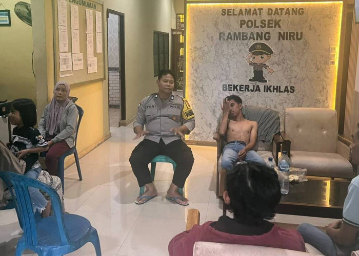 Ayah Pingsan dan Anak Perempuan Nyaris Digigit Anjing Liar