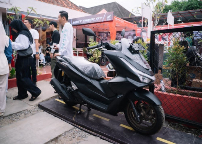 Spesifikasi Honda PCX 150, Skutik Premium dengan Teknologi PGM-FI Irit dan Bertenaga