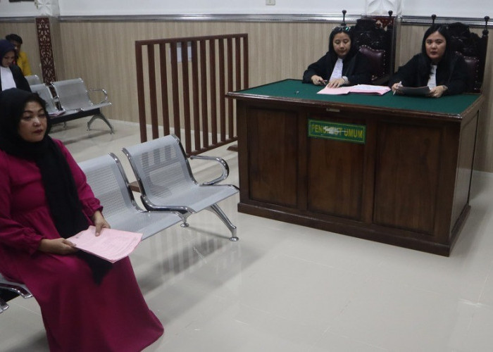 Didakwa JPU Melanggar Undang-Undang Kesehatan, Bidan Zainab Tidak Ajukan Eksepsi